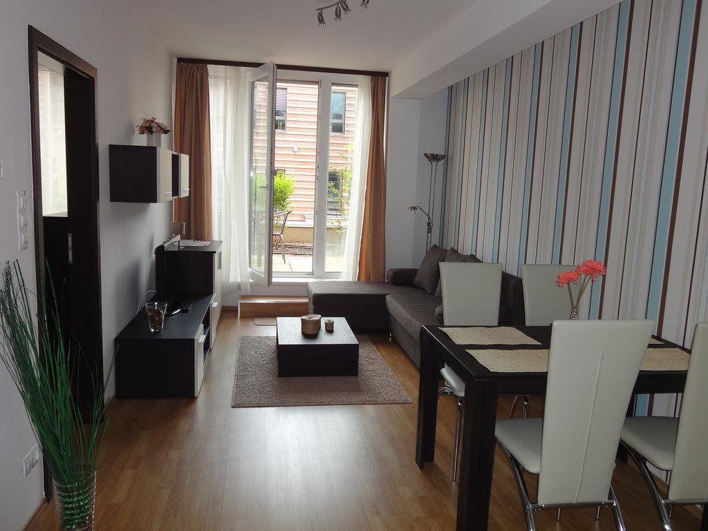 City Apartments Budapest Room photo